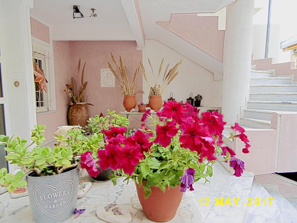 Spacious Apartment Corinth Ngoại thất bức ảnh